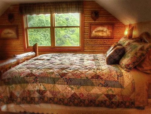 The Log House Lodge Three Rivers Rom bilde